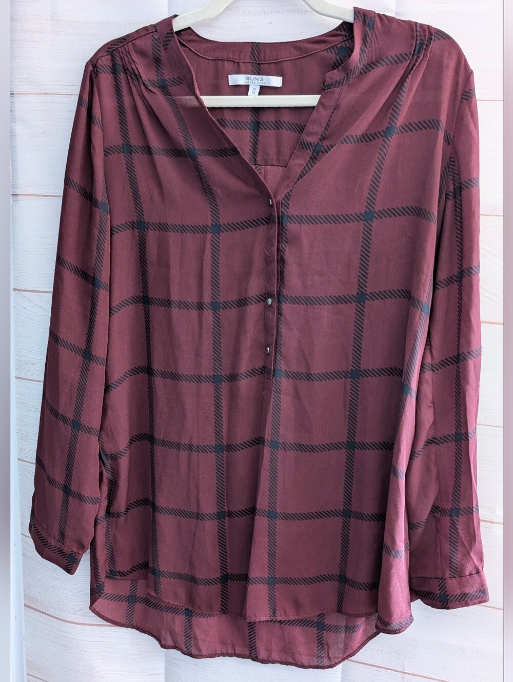 Nwot ALFRED SUNG Burgundy Plaid V-Neck Button-Front Blouse Size Medium